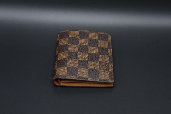 Repurposed Louis Vuitton Card Wallet Keychain – NH Timeless Designers